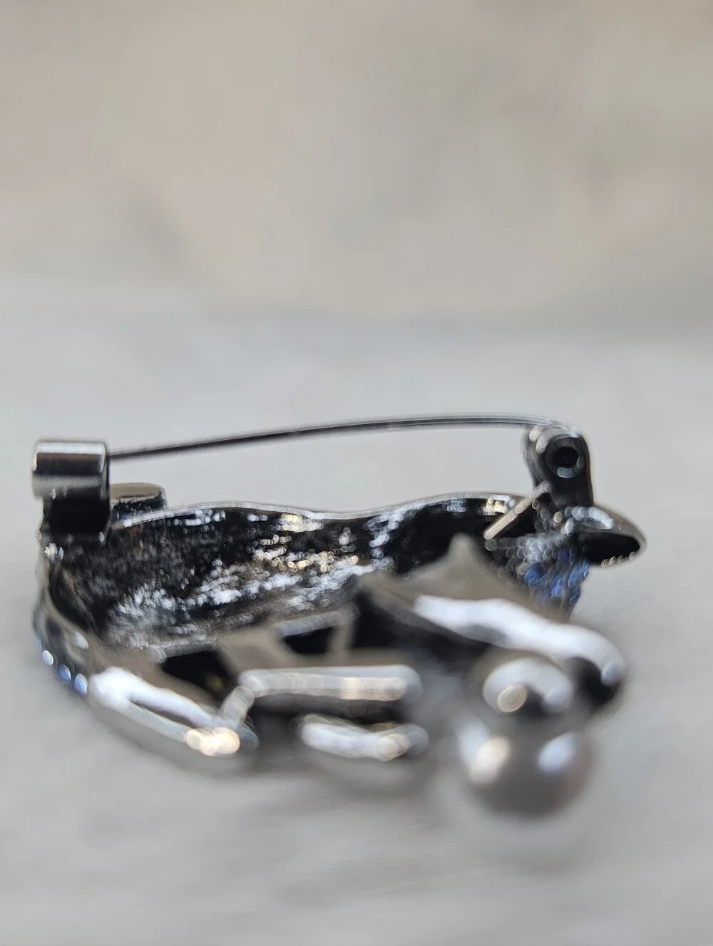 Blue Crystal Cat Brooch Pin with Pearl Accent